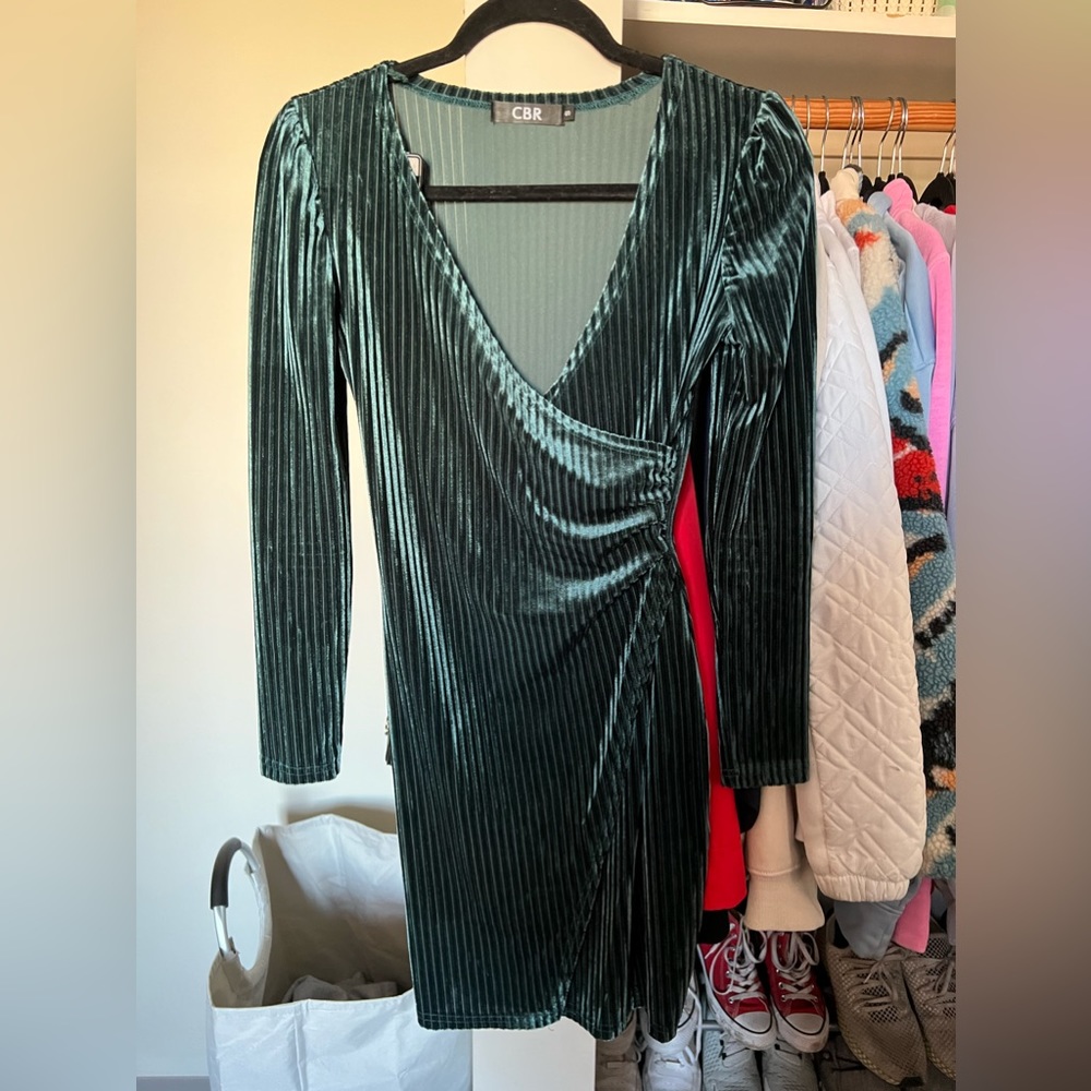 Cute long sleeve dress